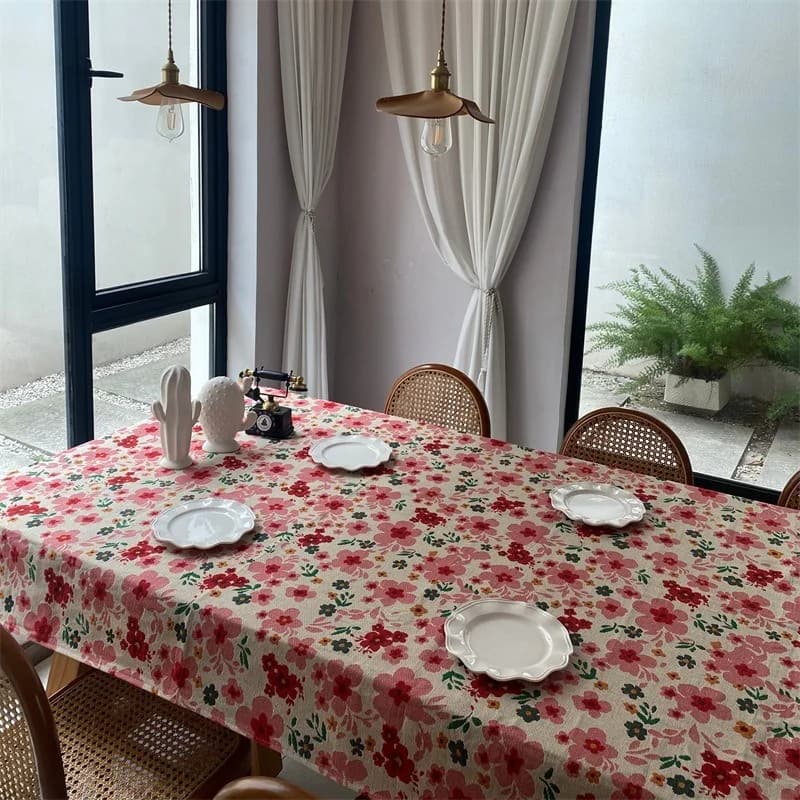 Vaaleanpunainen kukkajacquard-pöytäliina, puuvillasekoite, suorakaide
